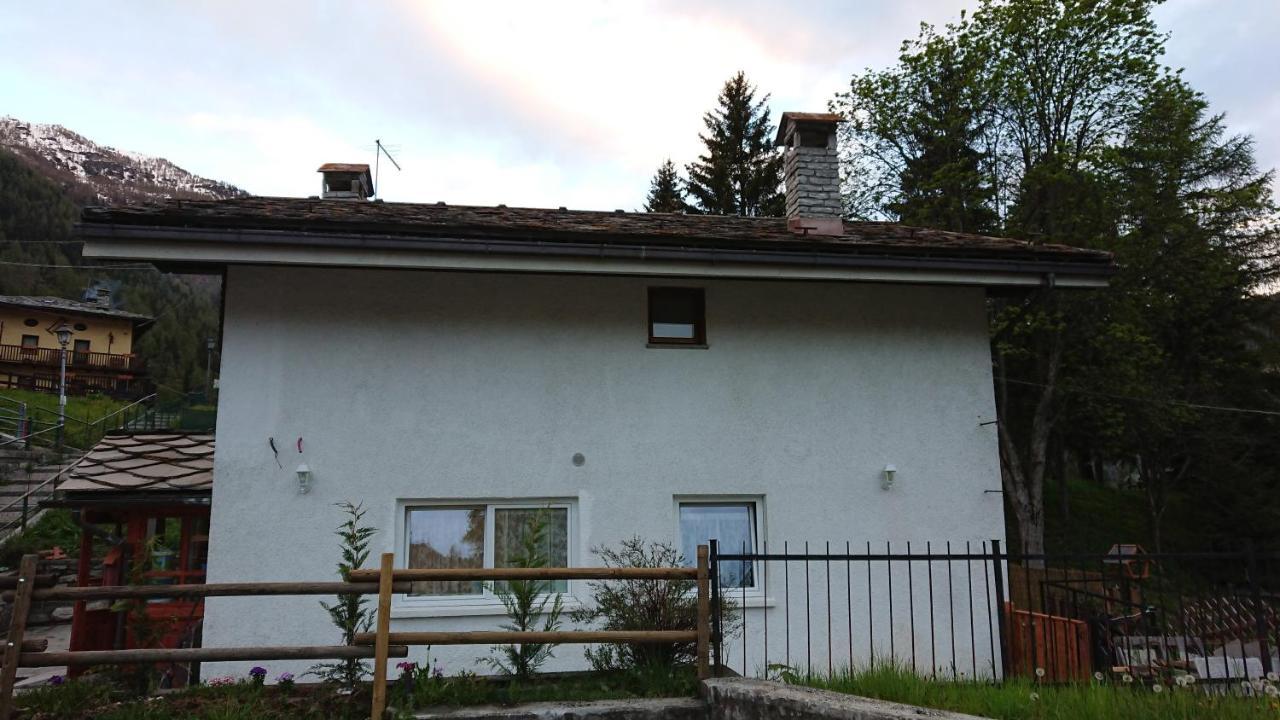 B&B Maison Odille Valtournenche Buitenkant foto